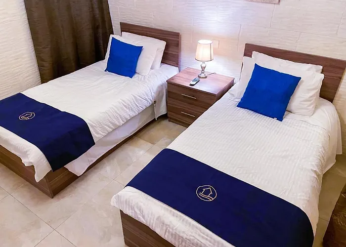 Inni With Infinity Pool Feriehus