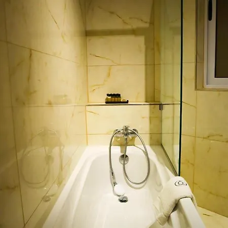 Ferienhaus Inni With Infinity Pool Għarb