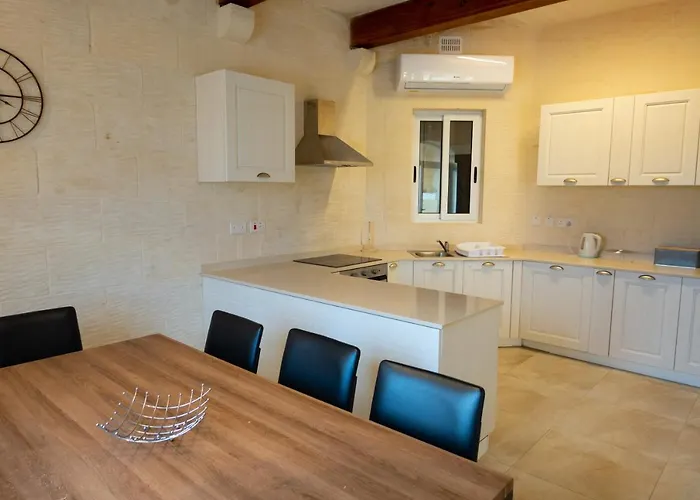 Inni With Infinity Pool Tatil Evi