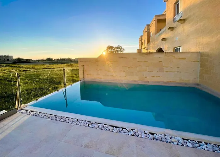 Inni With Infinity Pool Tatil Evi