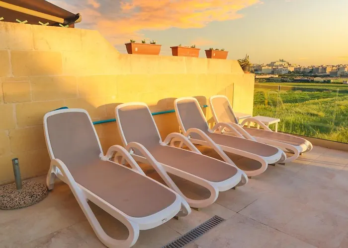 Inni With Infinity Pool * Għarb