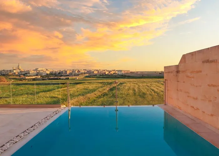 Tatil Evi Inni With Infinity Pool *